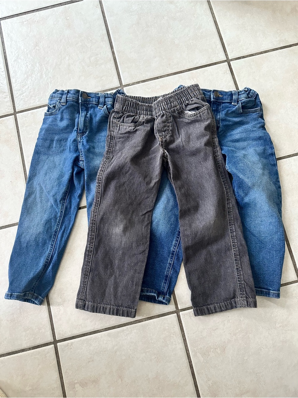 Children's Elastic-Waist Jeans in Blue and Gray - Classic Everyday Style